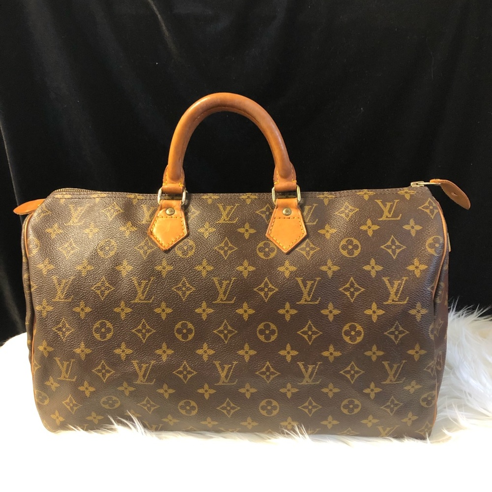 Authentic LV Speedy 40